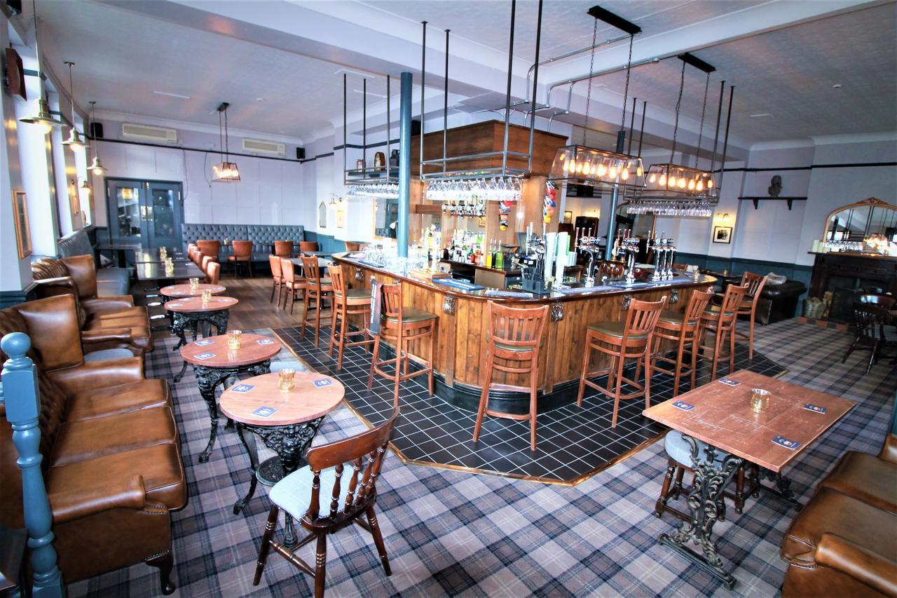 Summerfield Pub & Boutique Rooms Londra Esterno foto