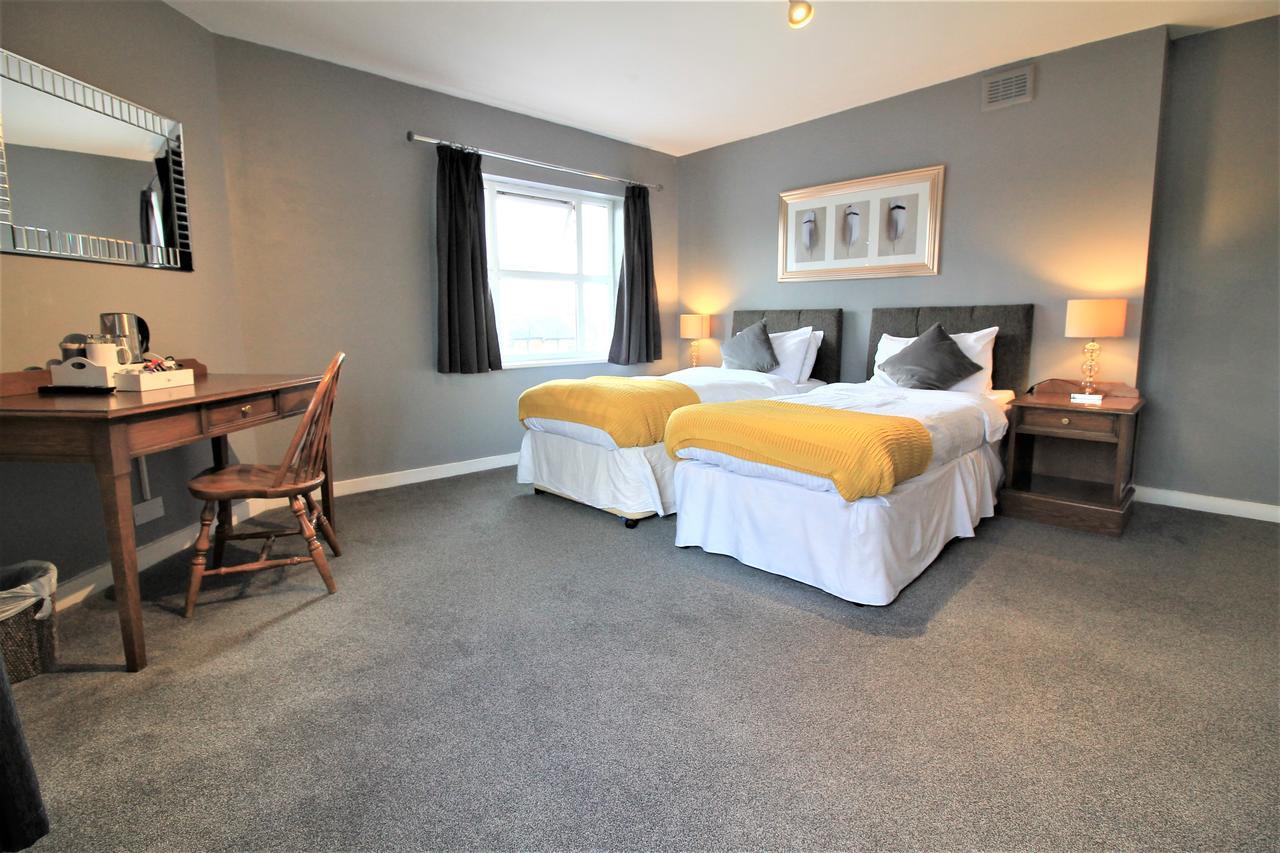 Summerfield Pub & Boutique Rooms Londra Esterno foto